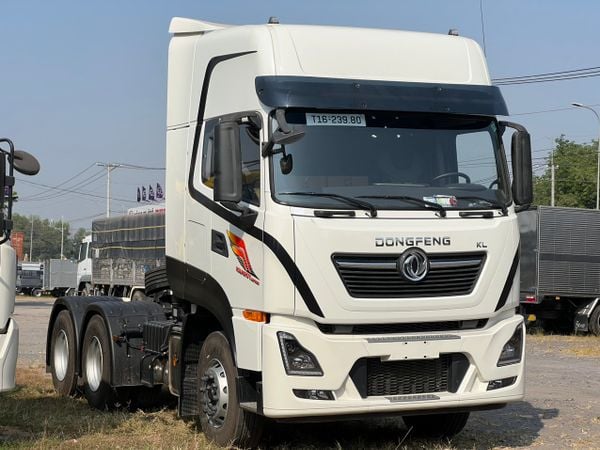 Xe đầu kéo Dongfeng